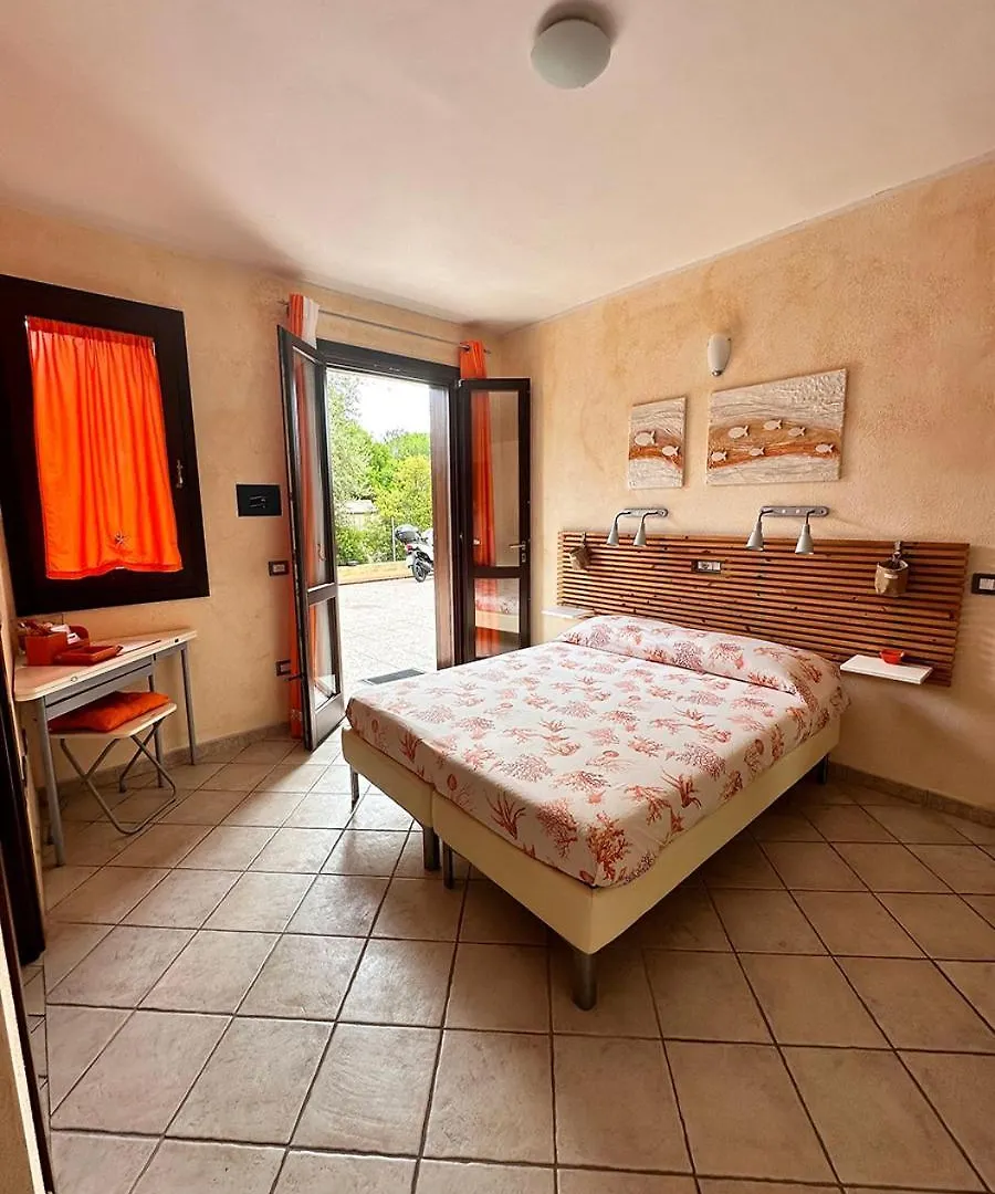 Murphy Holiday Homes- Crisalide Rooms La Maddalena  Pensión