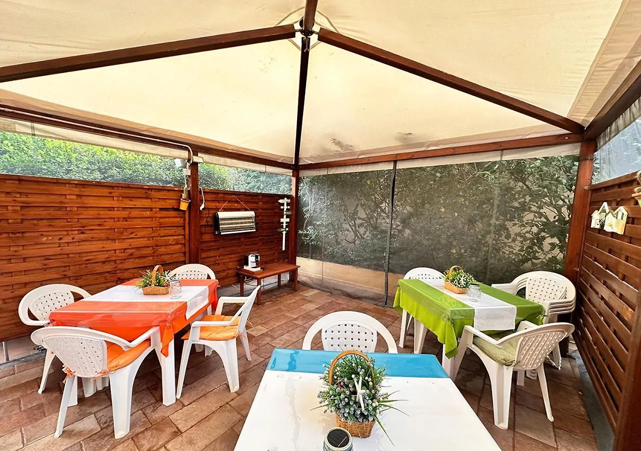 Murphy Holiday Homes- Crisalide Rooms La Maddalena  La Maddalena (Sassari)