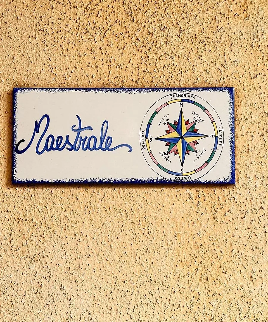 Murphy Holiday Homes- Crisalide Rooms La Maddalena  La Maddalena (Sassari)
